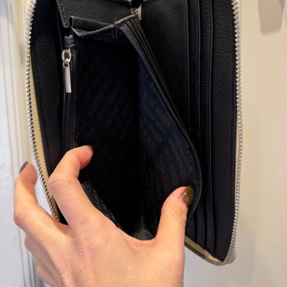 STEVE MADDEN BZIP SMOOTH ZIP AROUND WRISTLET WALLET - TAPIOCA - Picture 6 of 8